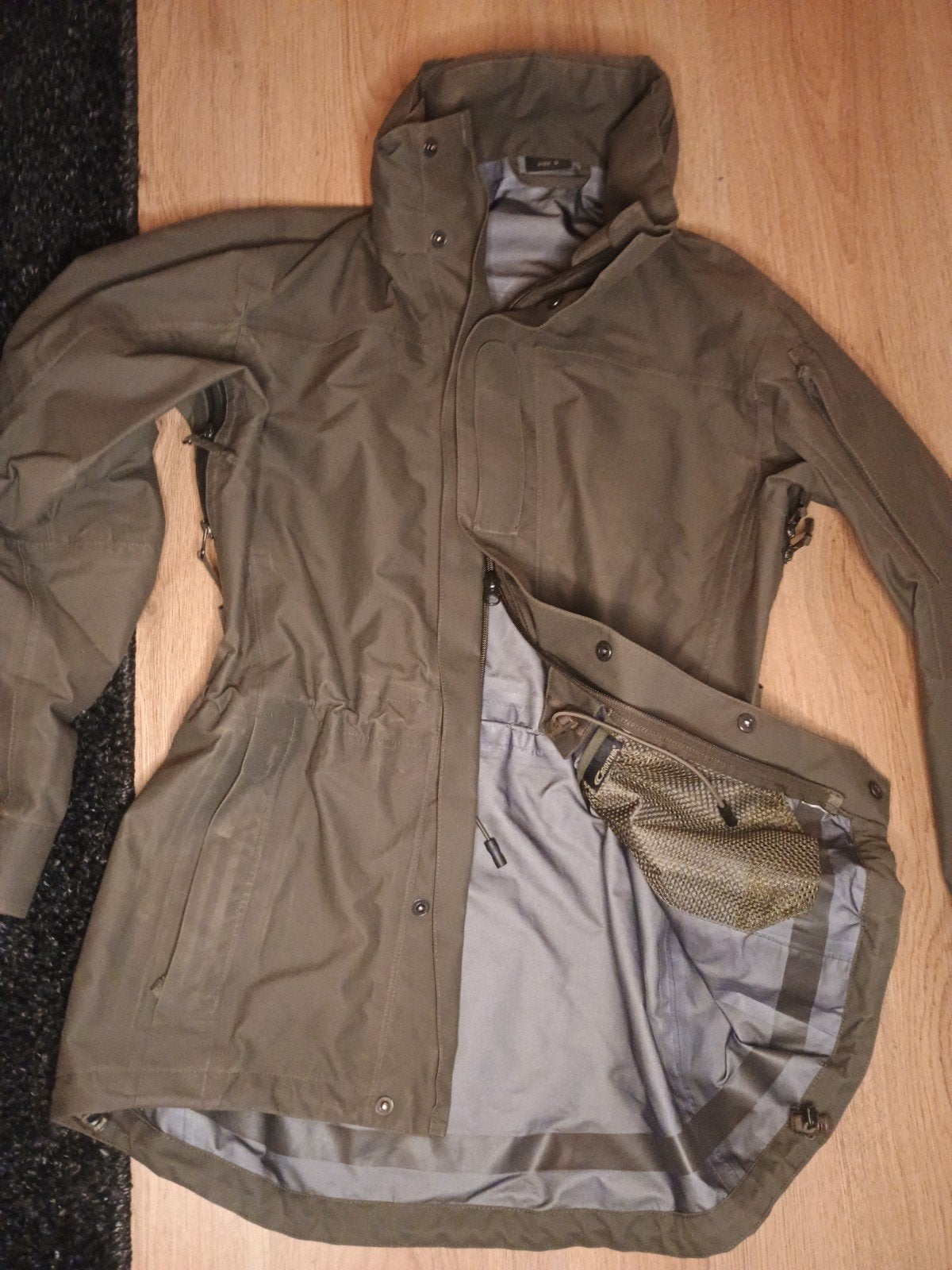 Carinthia outdoor jas maat S, Carinthia, Ophalen of Verzenden, Maat 36 (S), Gedragen