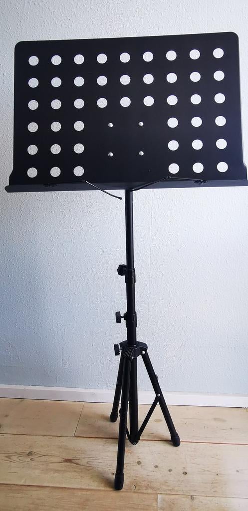 Muziekstandaard zo goed als nieuw - Onmisbaar voor muzikante, Ophalen of Verzenden, Zo goed als nieuw, Muziekstandaard
