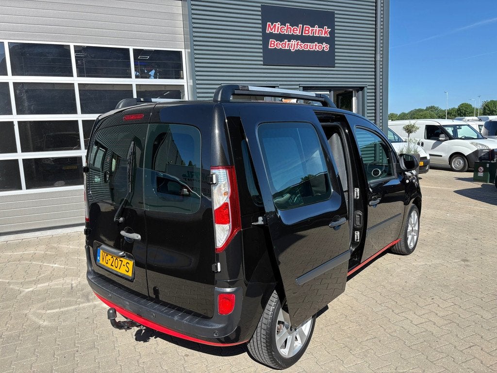 Renault Kangoo Express 1.5 dCi Black Edition Airco, Auto's, Bestelauto's, Voorwielaandrijving, Euro 5, Stof, Gebruikt