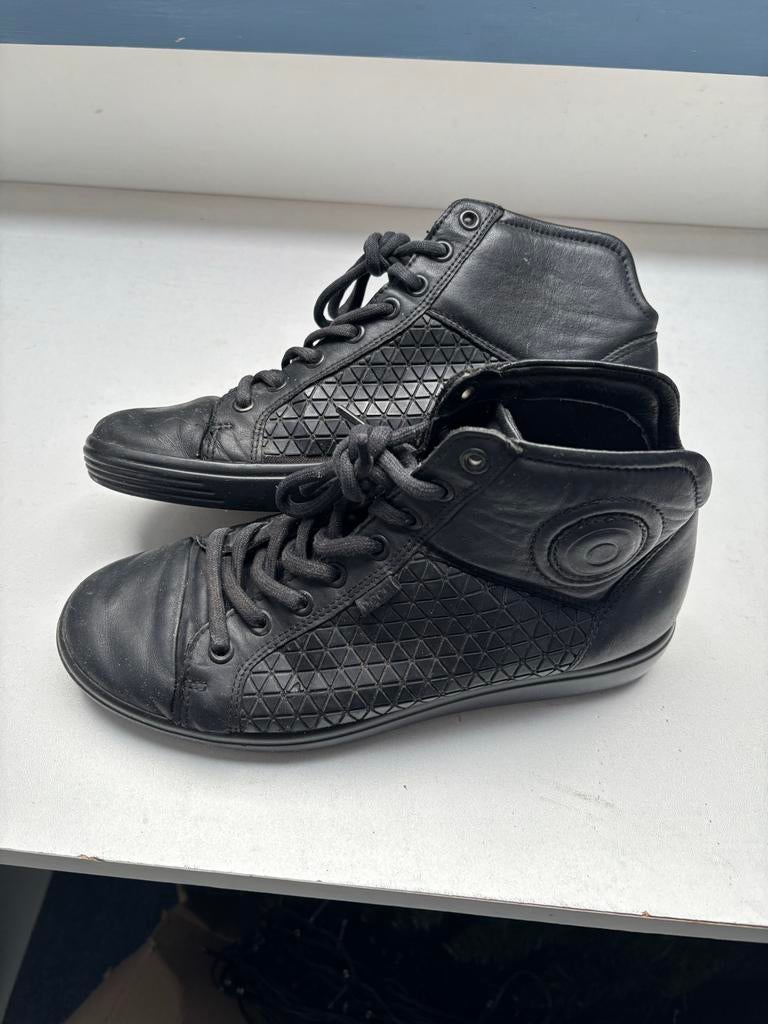 Ecco schoenen maat 38 - comfortabel met goed profiel, Kleding | Dames, Schoenen, Ophalen of Verzenden, Gedragen, Zwart, Sneakers of Gympen
