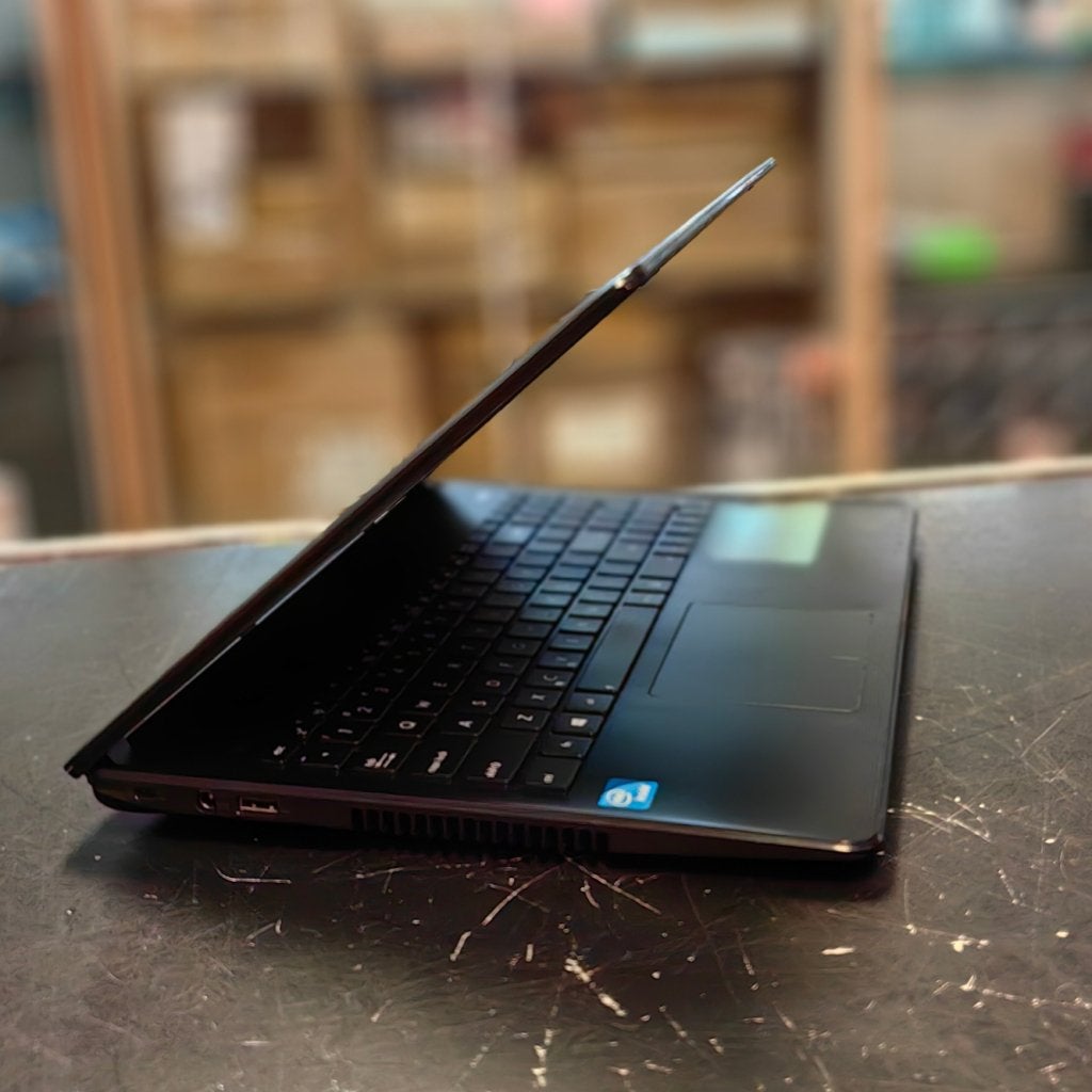 Asus X501A Intel Celeron 4GB 500GB Win 11, Asus, Gebruikt, Support@asus.com, No. 15, Li-Te Road, Beitou District
Taipei 112
Taiwan