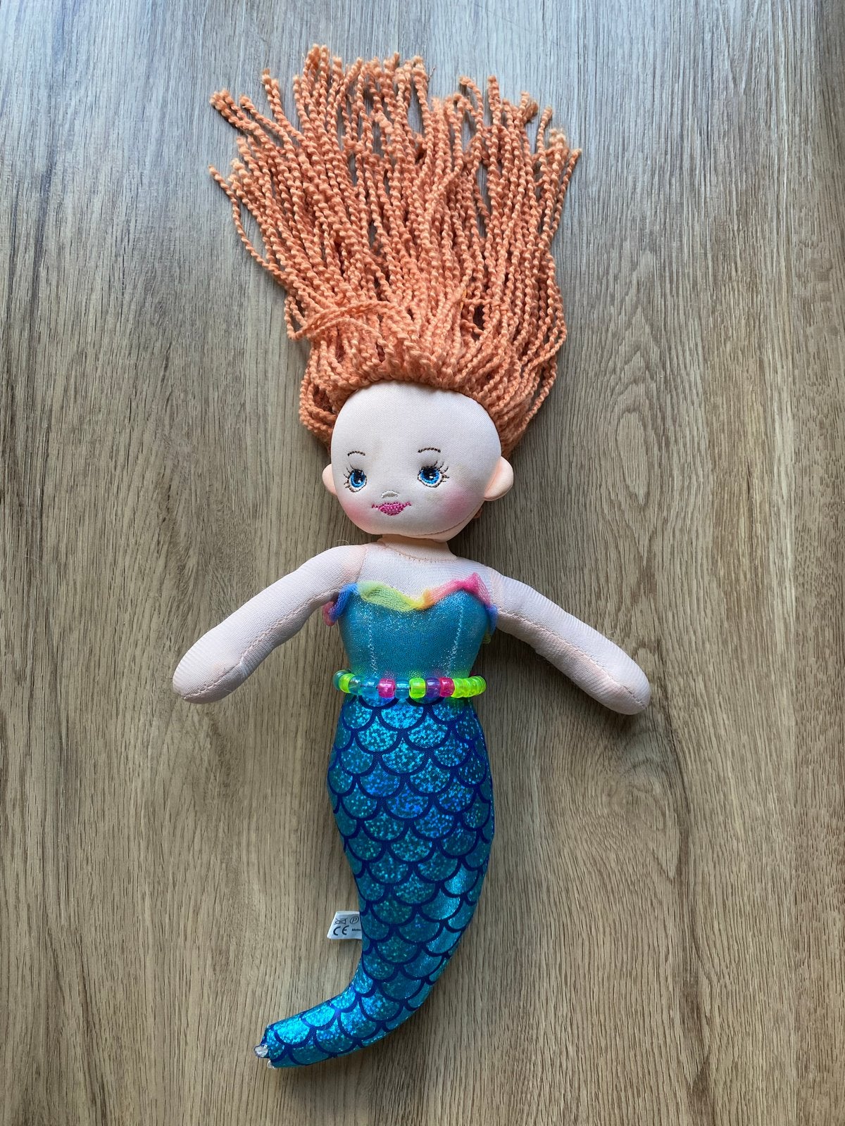 Leuke zeemeermin knuffelpop met oranje haar, Ophalen of Verzenden, Gebruikt, Overige typen