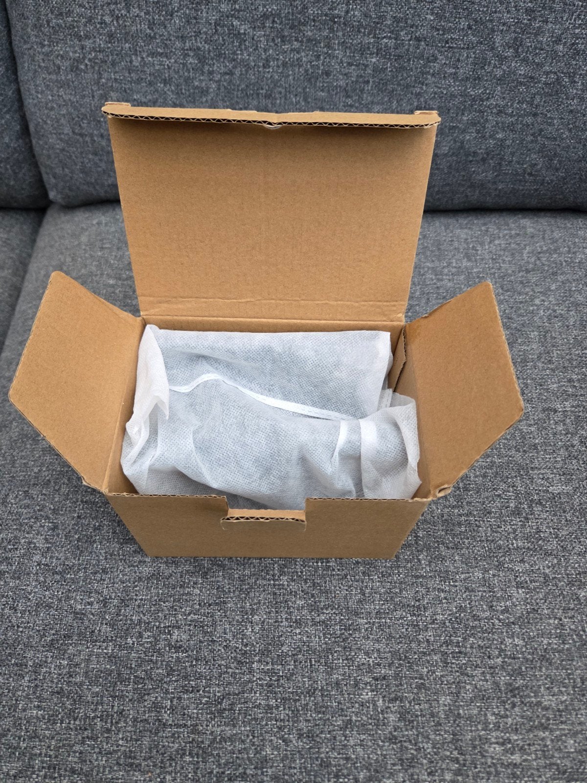 Zwarte WC Rolhouder met Plakstrip en Plankje, Ophalen of Verzenden, Nieuw, Zwart, Toilet-accessoire