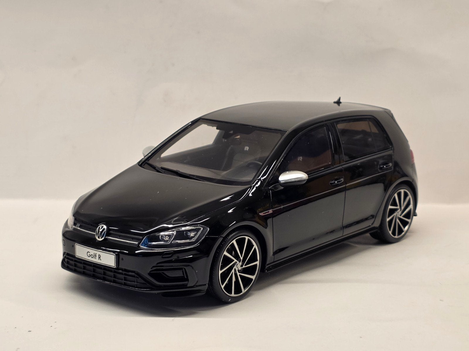 Ottomobile VW Golf 7 R 1:18, OttOMobile, Auto, Nieuw, Ophalen of Verzenden