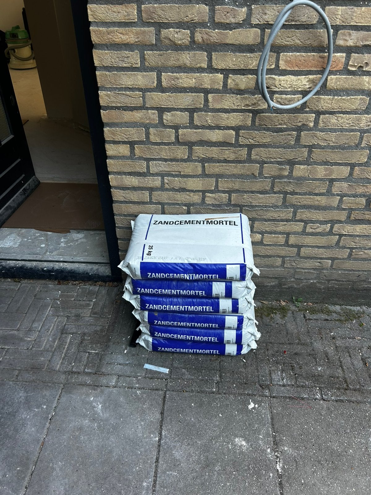 Zandcementmortel 25 kg, Ophalen, Doos, 100 cm of meer, 60 cm of meer