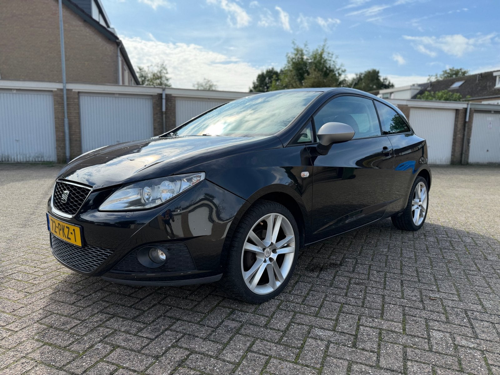 Seat Ibiza 1.2 TSI 2011 Zwart sport coupe, Auto's, Voorwielaandrijving, 995 kg, Origineel Nederlands, Handgeschakeld