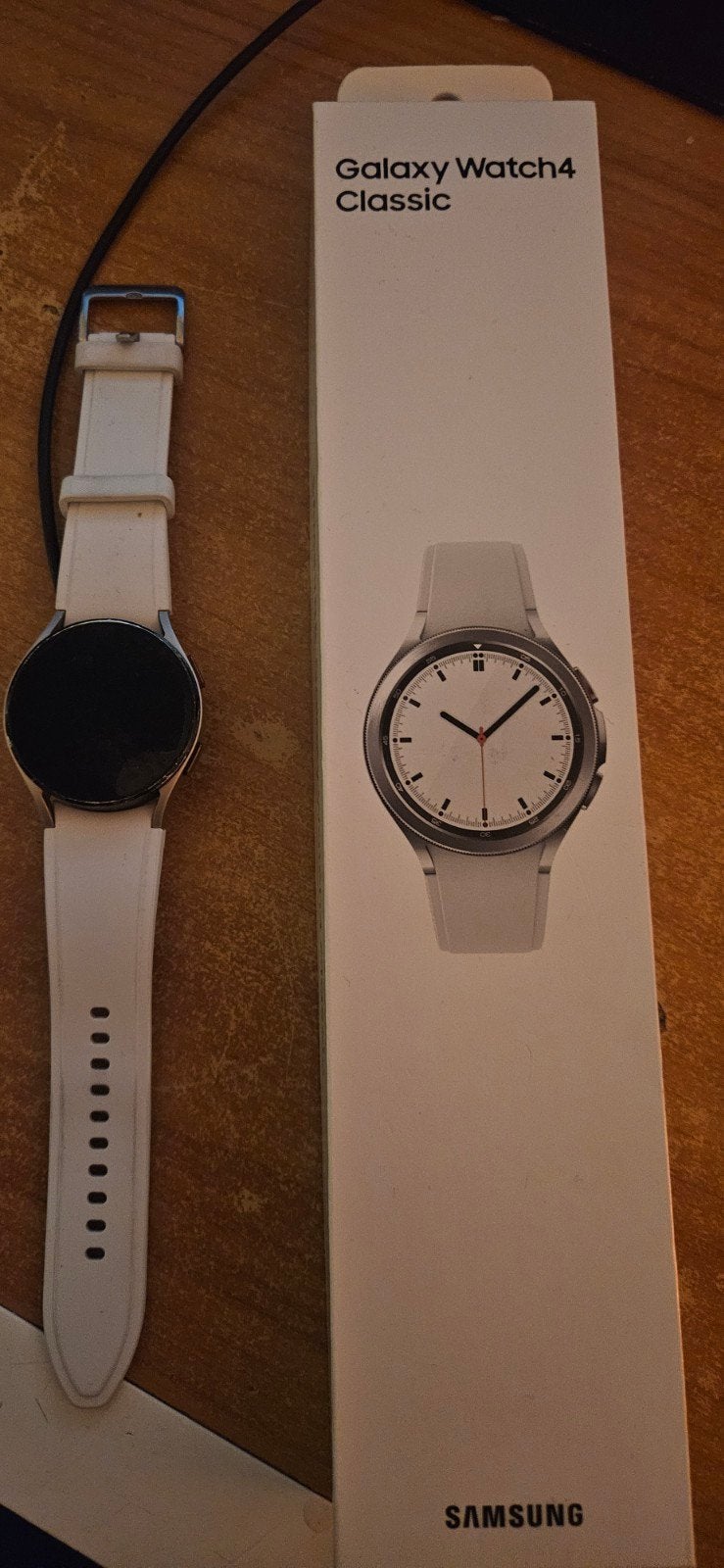 Samsung Galaxy Watch4 Classic - Zilver met Wit Bandje, Stappen, Gebruikt, Ophalen of Verzenden, Samsung