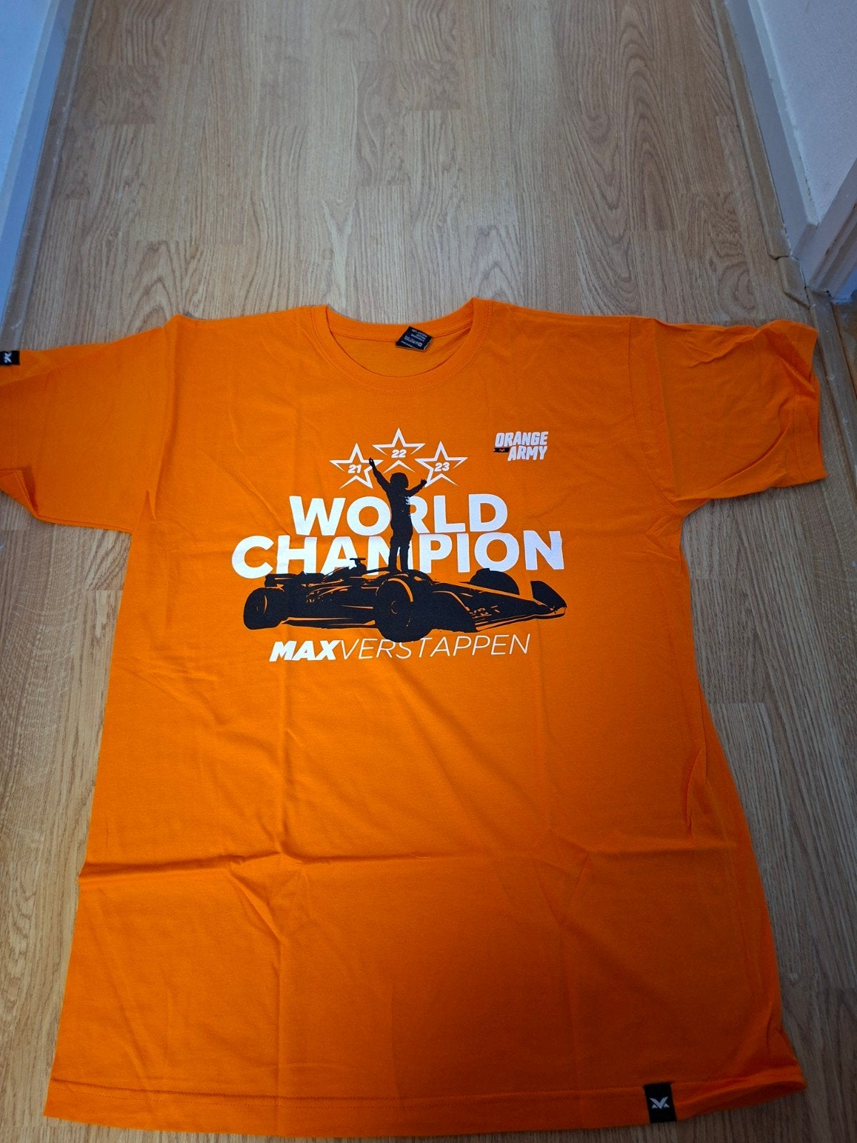 Max Verstappen Orange Army XL NIEUW, Ophalen of Verzenden, Nieuw, Overige sporten, Shirt