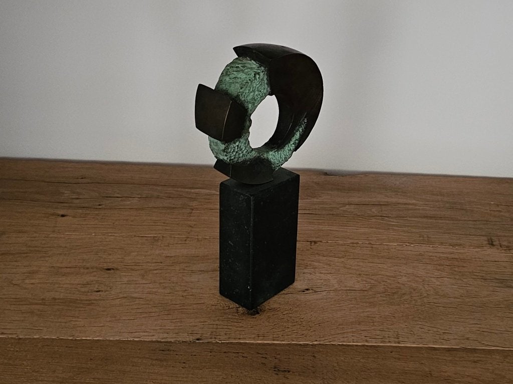 Leon Veerman beeldje SYMBIOSE brons - nr 8799, Antiek en Kunst, Ophalen of Verzenden, 20 - 50 cm, Beeld, Abstract