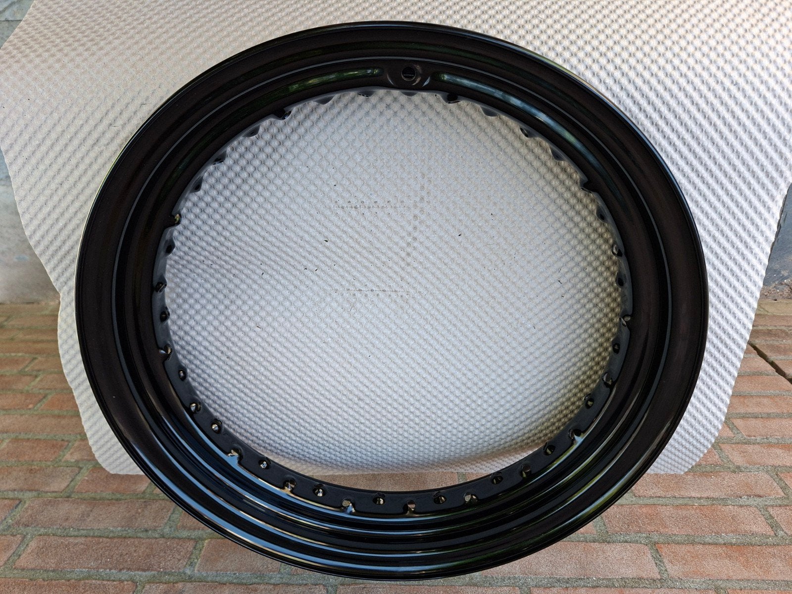 Gebruikte zwarte velg T-16x300-D DOT, Ophalen of Verzenden, Gebruikt