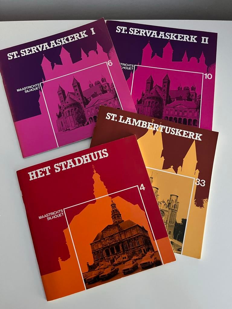Maastrichts Silhouet:Stadhuis,St.Servaaskerk I&II,Lambertusk, Boeken, Ophalen of Verzenden, Gelezen, Nederland