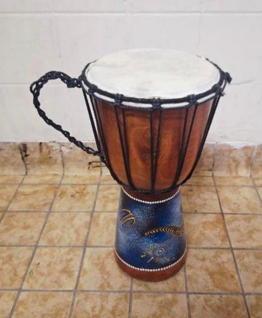 Afrikaanse Trommel / Djembe / Beschilderd / Percussie, Muziek en Instrumenten, Gebruikt, -, -, Ophalen of Verzenden