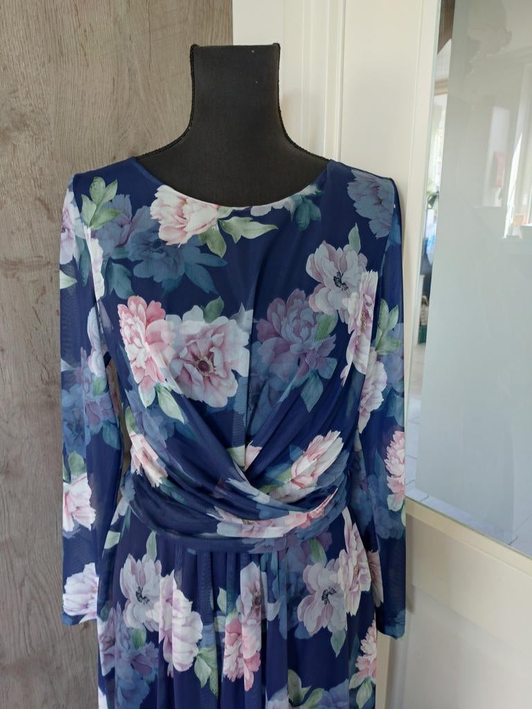 te koop zgan  prachtige SWING jurk mt 40  rekbaar  €30,00, Maat 38/40 (M), Blauw, Ophalen of Verzenden, Zo goed als nieuw