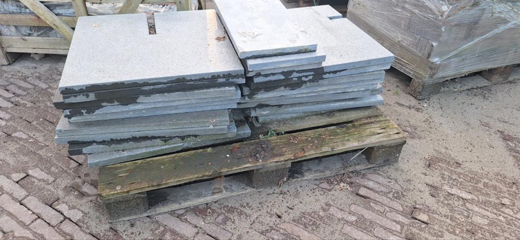 Gebruikte terrastegels van natuursteen (basalt), Tuin en Terras, Ophalen, Gebruikt, Terrastegels, Natuursteen