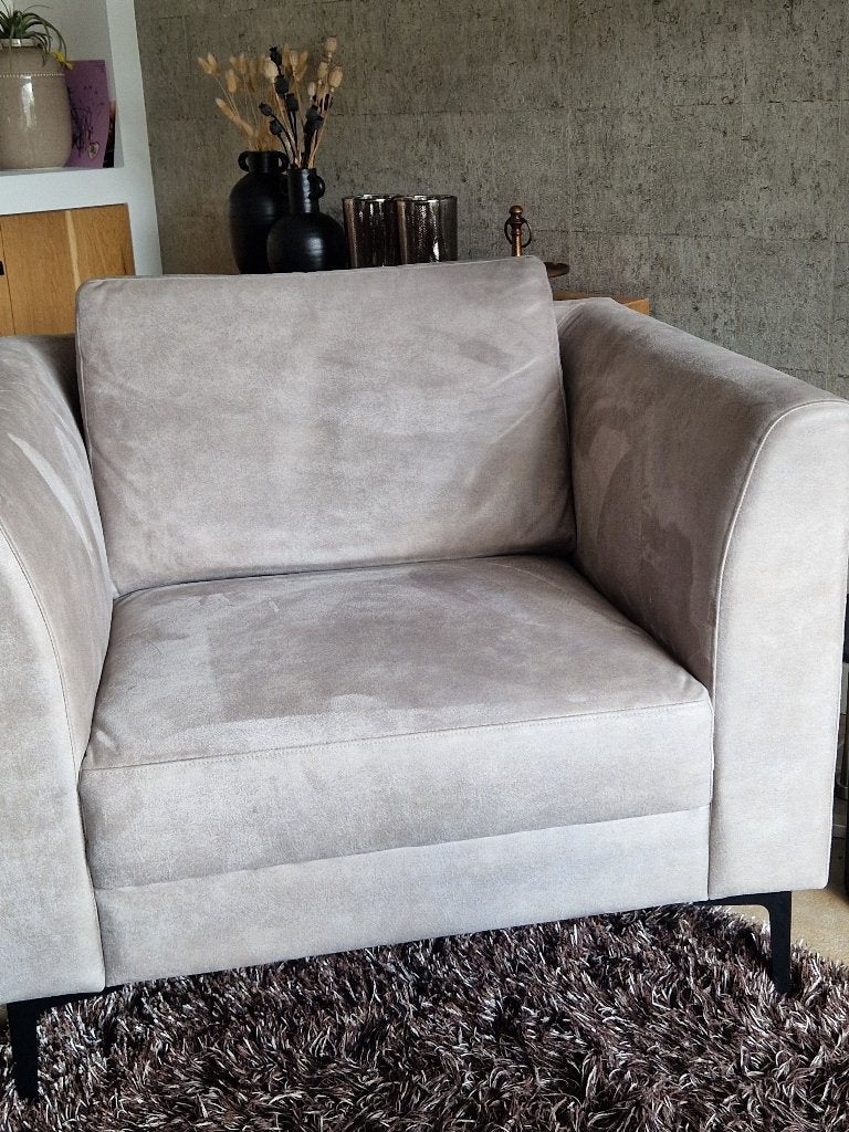 2 Microlederen stoelen , taupe/grijs, Huis en Inrichting, Stoelen, Ophalen, Gebruikt, Leer, Modern