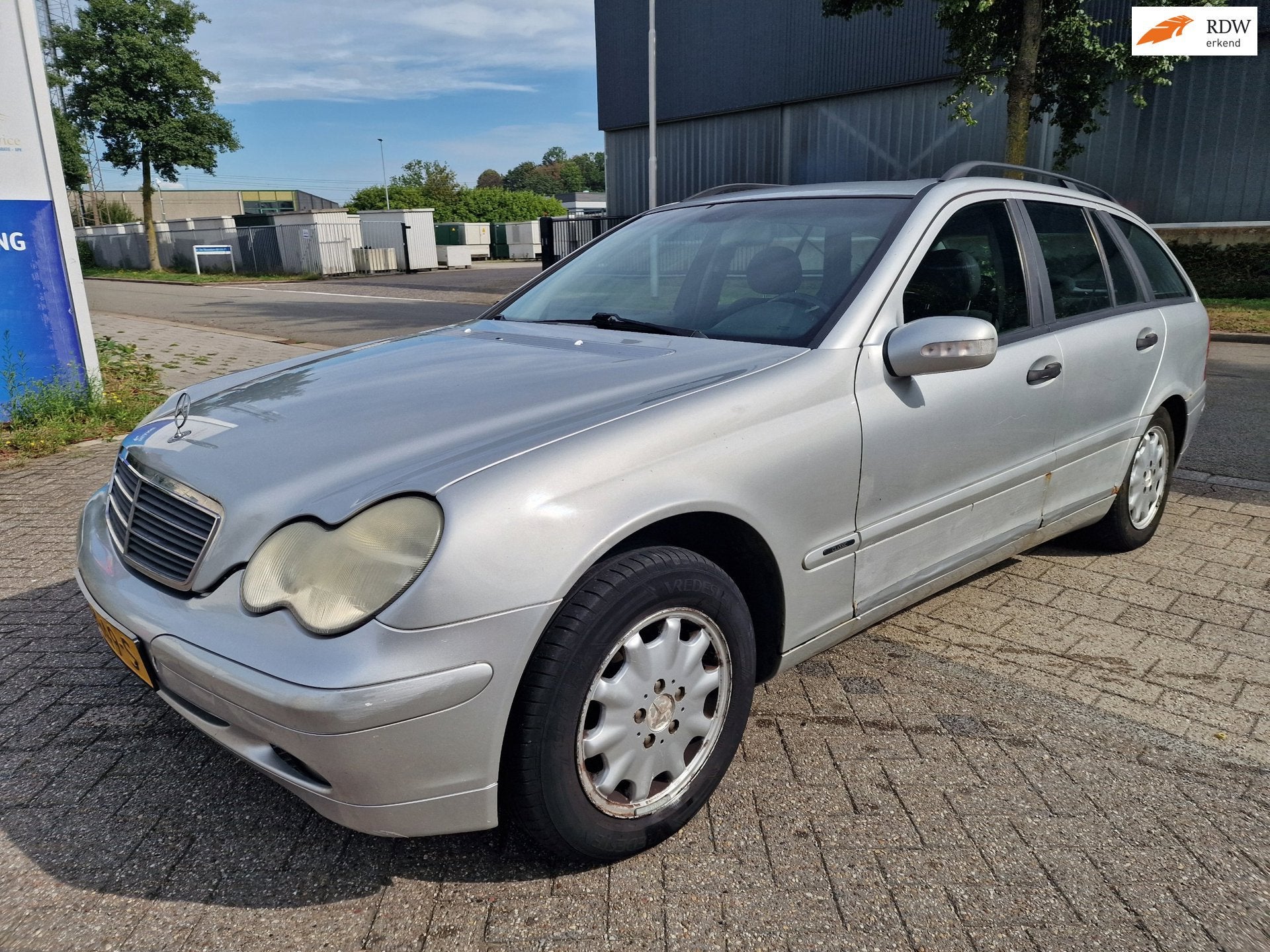 Mercedes-Benz C-klasse Combi 180 Elegance, GEEN APK, EXPORT, Auto's, 1998 cc, Gebruikt, Zwart, 4 cilinders