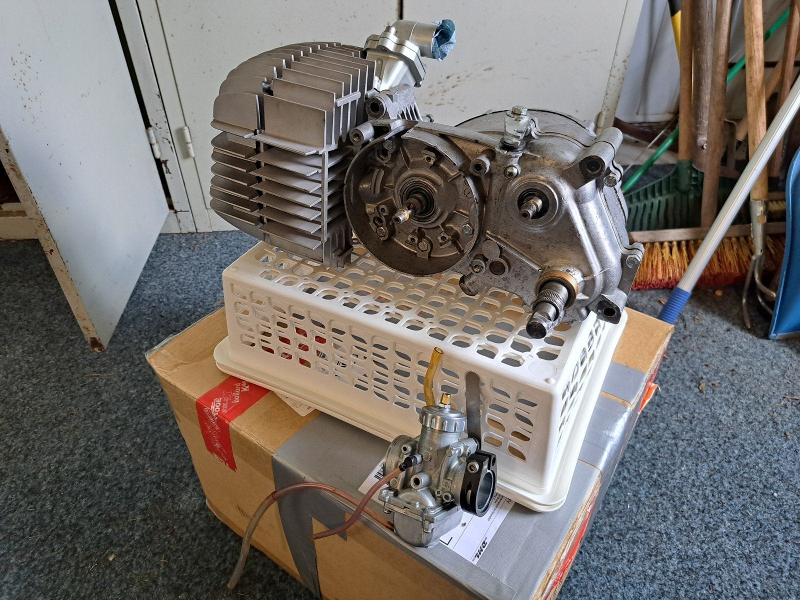 5 bak 80 cc, Ophalen of Verzenden, Blok