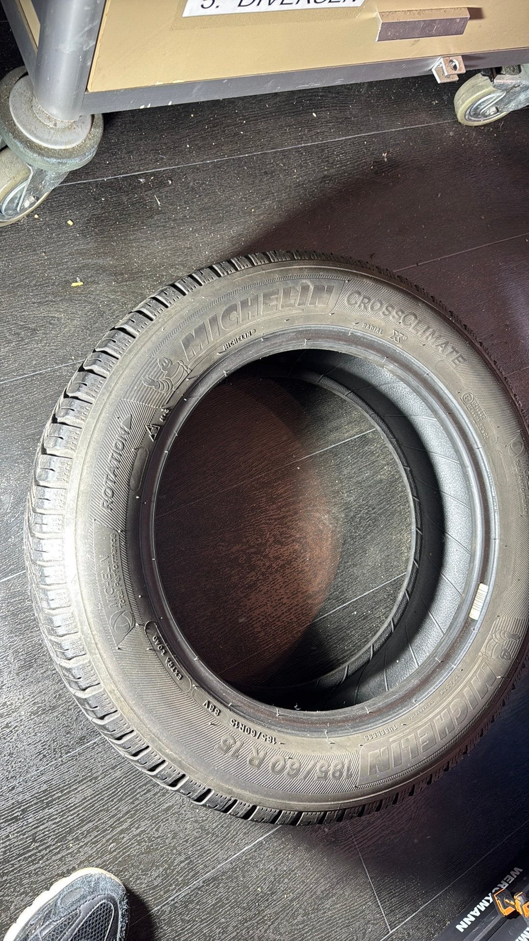 Michelin 185/60 R15 band zonder volg, Ophalen, Zo goed als nieuw