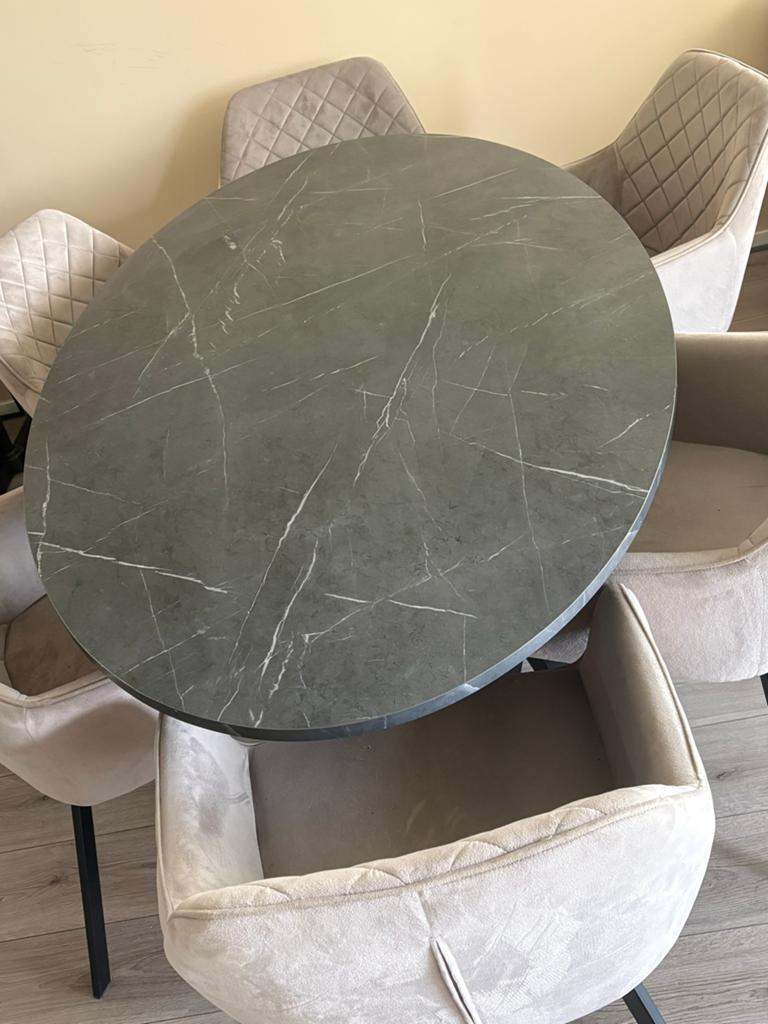 Eettafel met marmerlook en metalen onderstel, Huis en Inrichting, Tafels | Eettafels, Ophalen, 150 tot 200 cm, Zo goed als nieuw