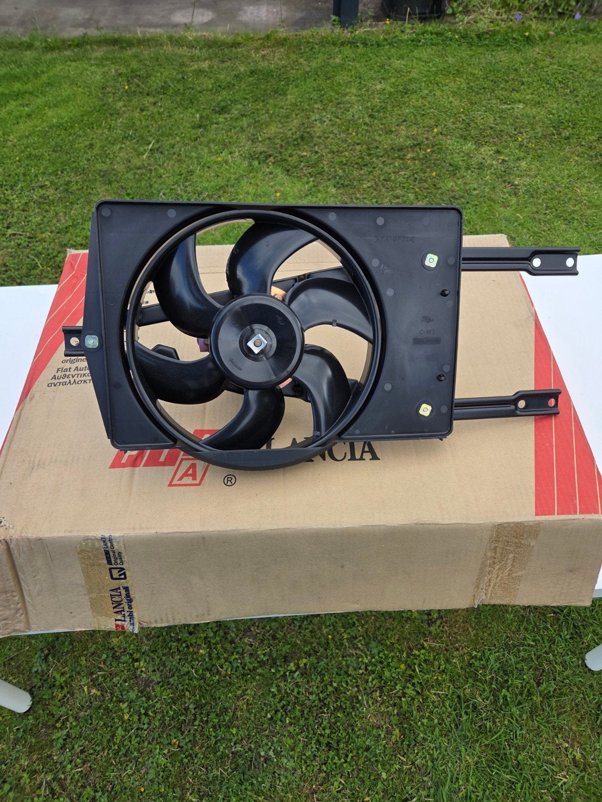 Fiat Brava Bravo radiatorventilator OEM 7762666 Nieuw, Ophalen of Verzenden