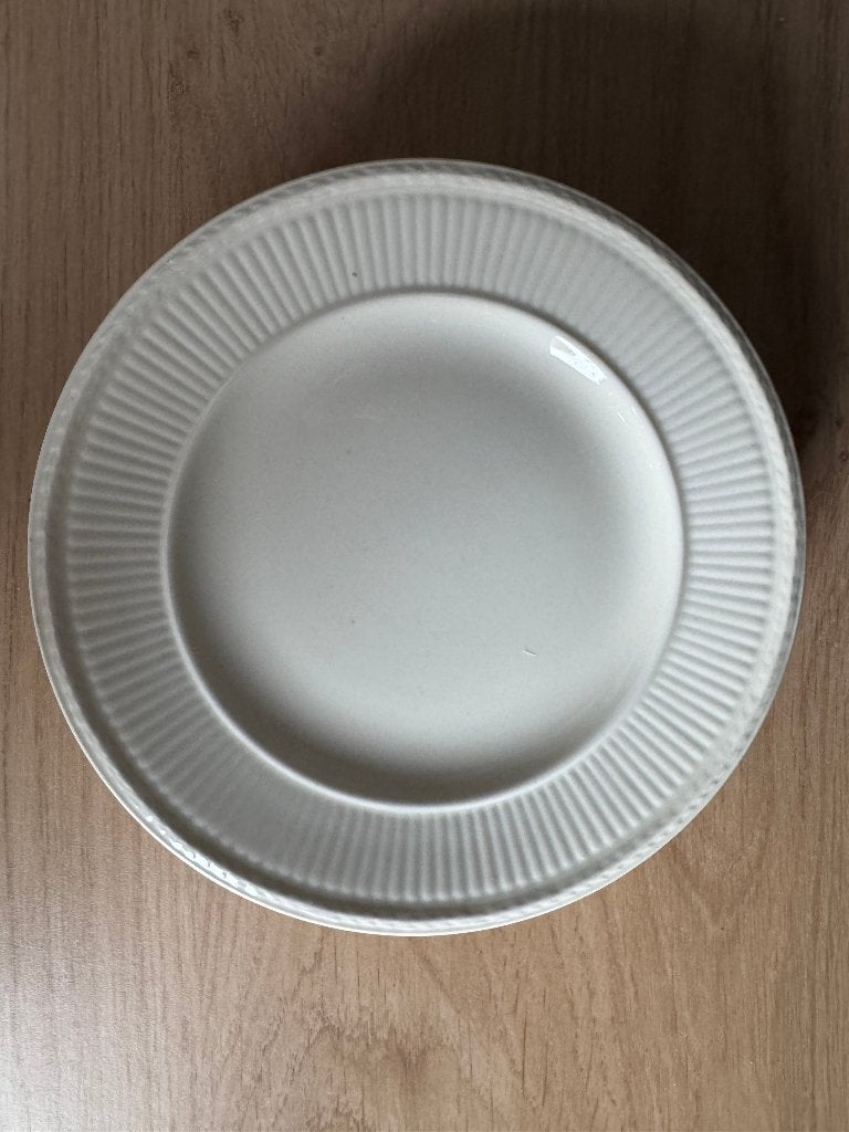 Wedgewood Edme 6 gebaksbordjes, Ophalen of Verzenden, Gebruikt, Aardewerk, Bord(en)
