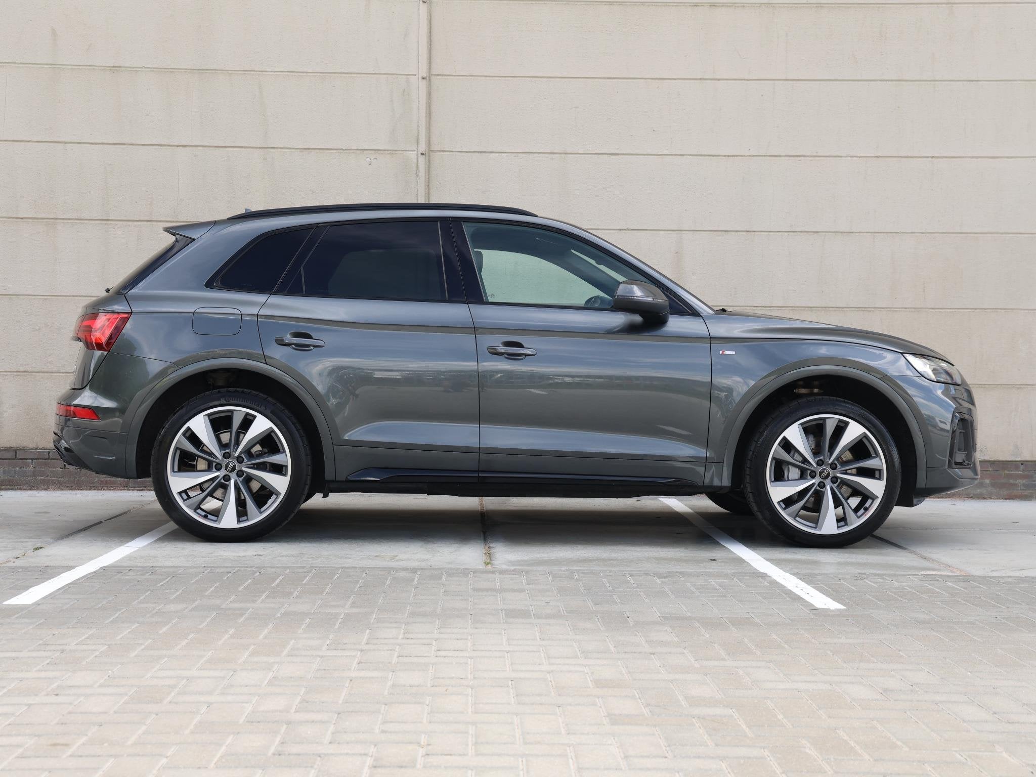 Audi Q5 55 TFSI e 367 pk quattro S-Line | Matrix LED | Elekt, Automaat, 14 kWh, Gebruikt, 4 cilinders
