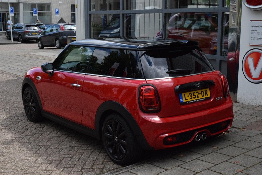 MINI 3-Deurs 2.0 Cooper S|Carplay|AndroidAuto|PDC|LED, Auto's, Mini, Voorwielaandrijving, 1998 cc, 15 km/l, Gebruikt