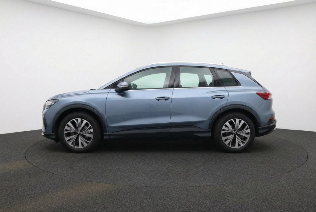 Audi Q4 e-tron 35 edition 92% SOH l Nederlandse auto | Warmt, Auto's, Audi, Gebruikt, 1865 kg, Blauw, Origineel Nederlands
