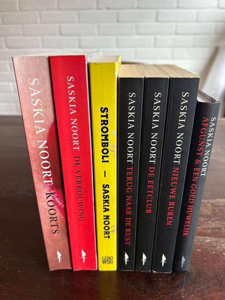 7x Saskia Noort voor €3,50, Boeken, Ophalen of Verzenden, Zo goed als nieuw, Saskia Noort