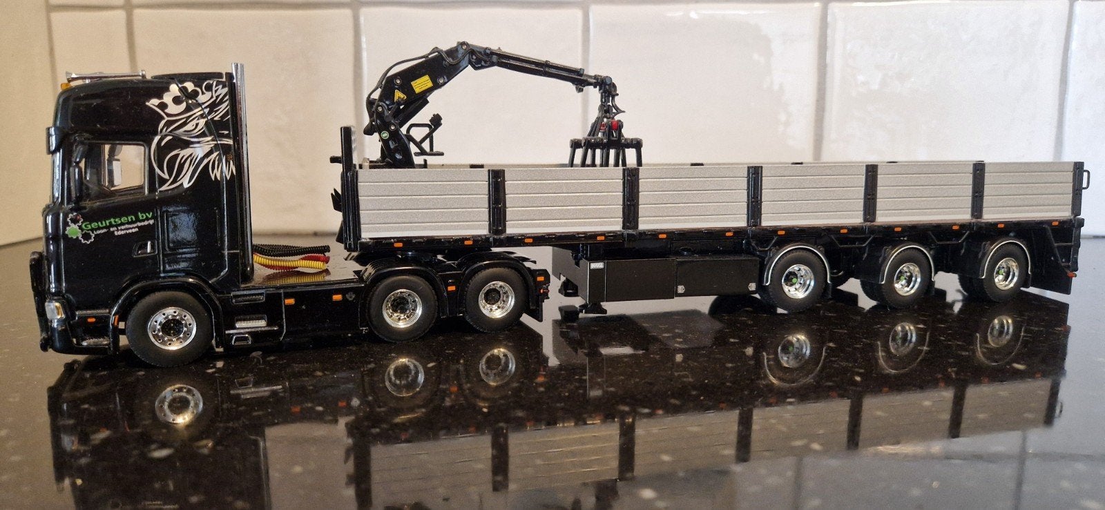 WSI Models Scania Geurtsen BV met stenentrailer, Ophalen