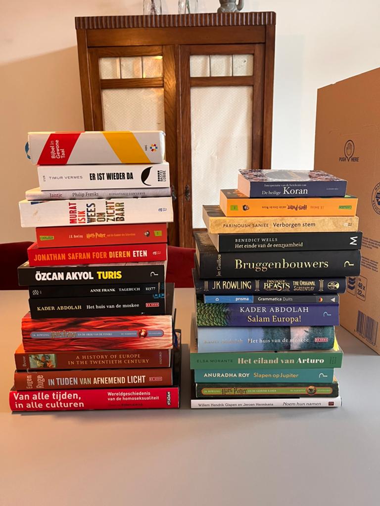 Boeken, mix van genres en talen, Boeken, Partijen en Verzamelingen, Ophalen, Zo goed als nieuw