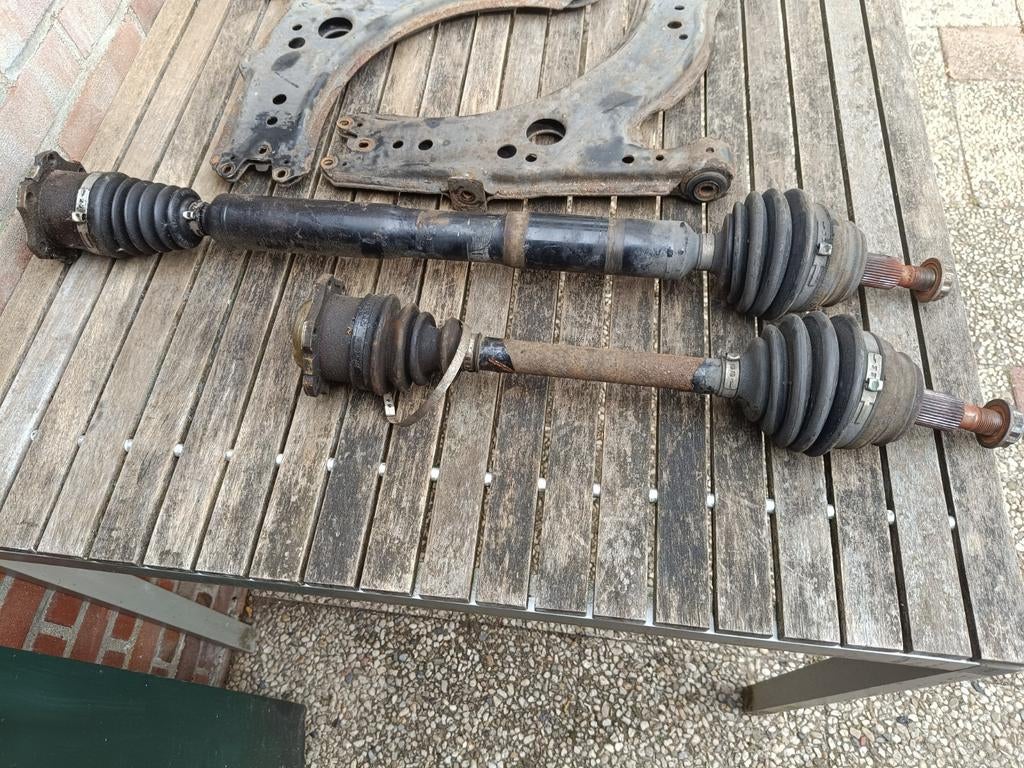 Aandrijfassen Volkswagen Golf 4 GTI AUM 5bak, Auto-onderdelen, Ophalen, Gebruikt, Seat