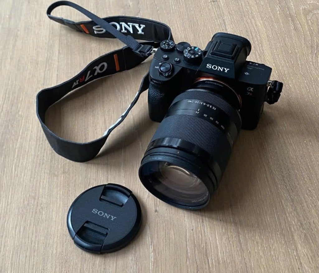 Sony Alpha 7R IV 61MP, Audio, Tv en Foto, Ophalen, Bodydop, Sony, 8 keer of meer