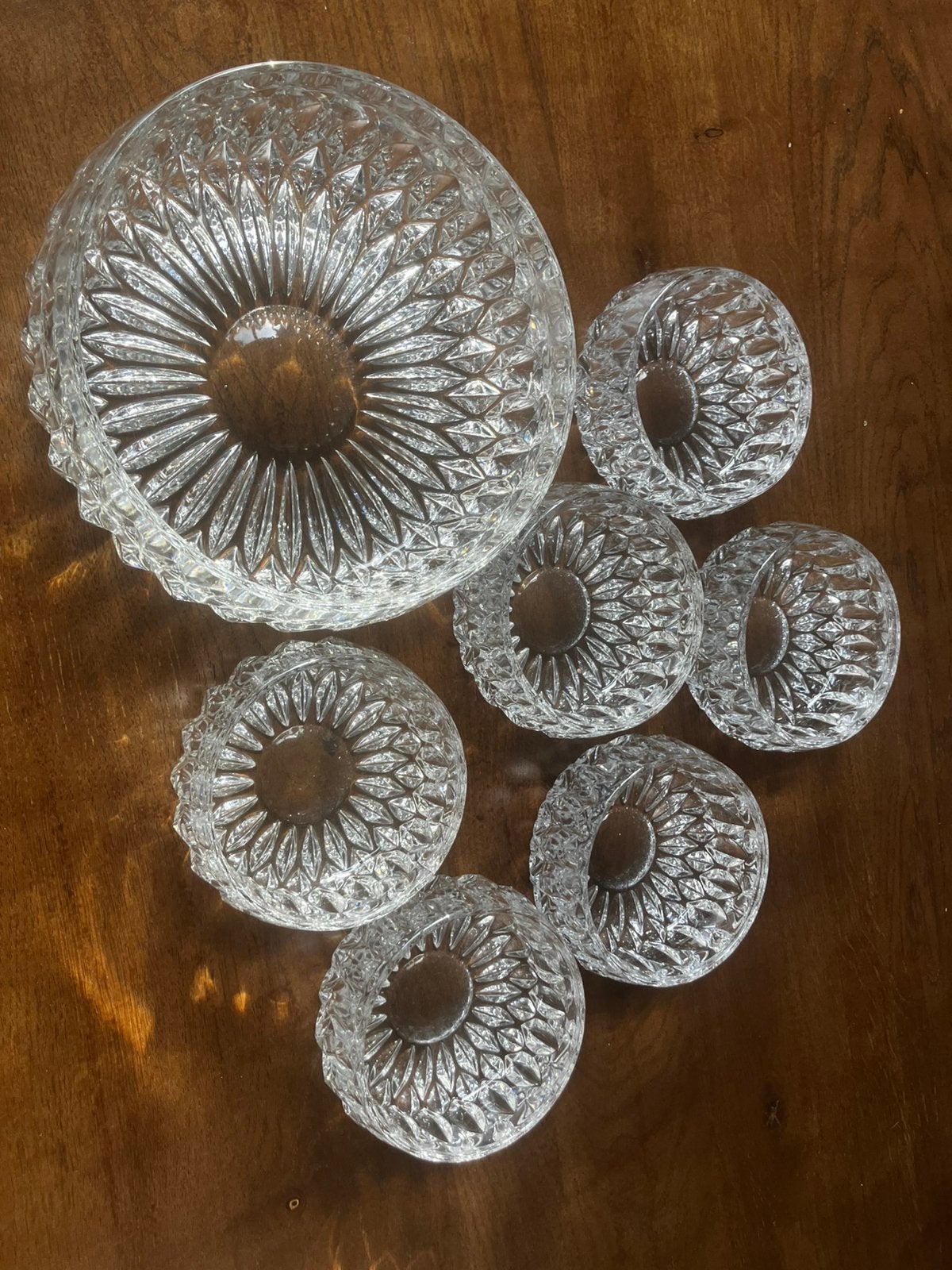 Kristallen schalenset, Ophalen