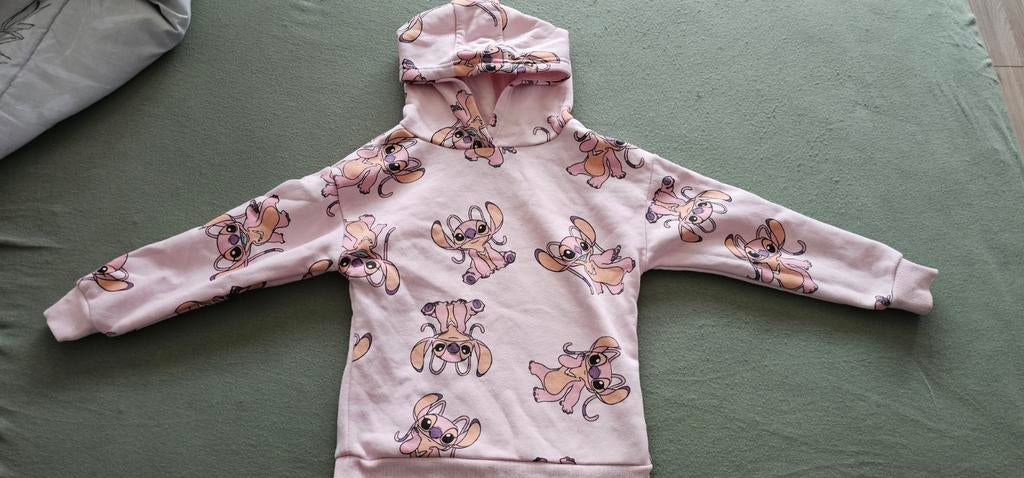 Disney Stitch Hoodie Roze - Maat 116, Kinderen en Baby's, Kinderkleding | Maat 116, Gebruikt, Meisje, Trui of Vest, Ophalen