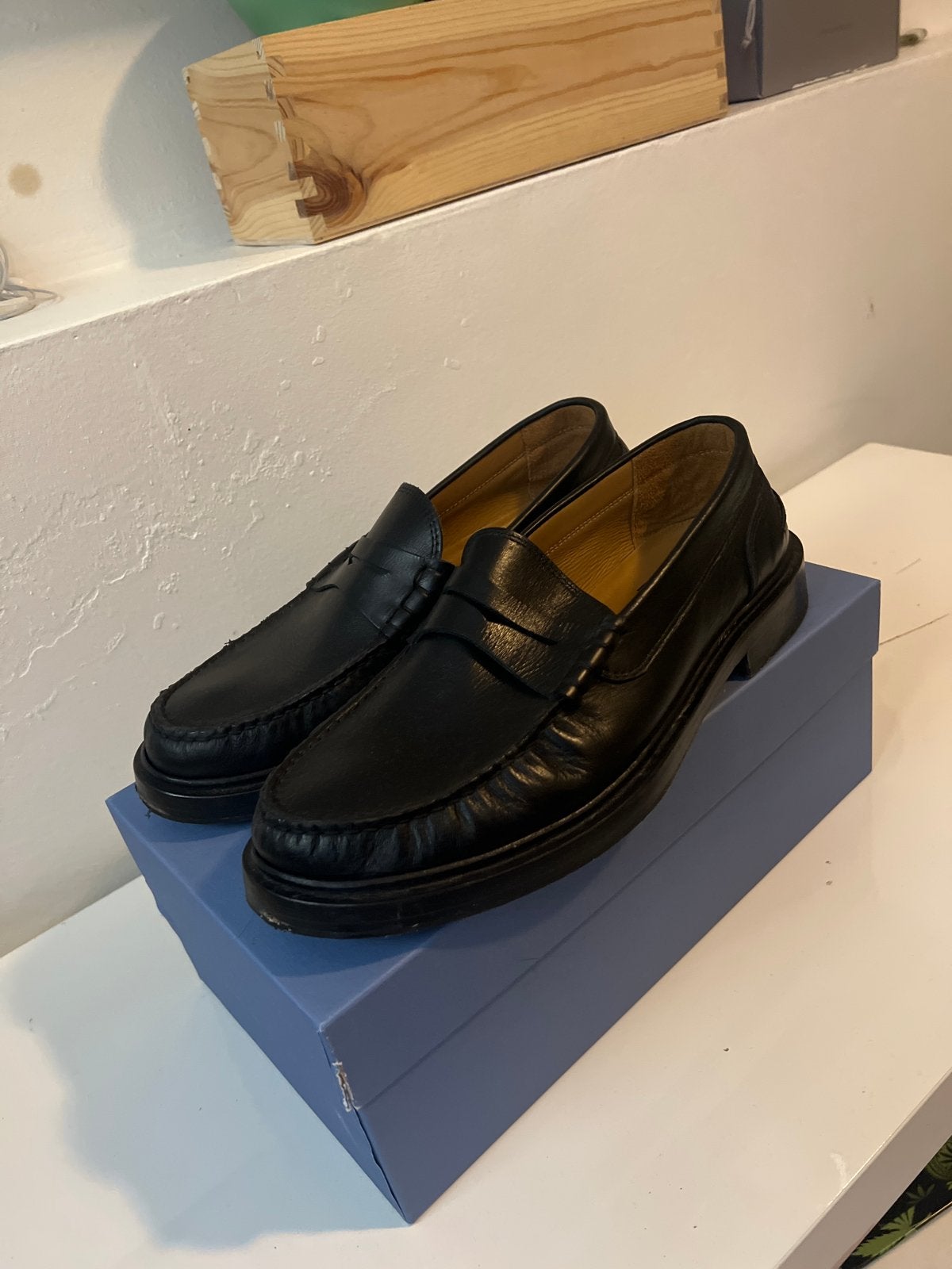Bobbies Paris zwarte instappers, maat 44, Kleding | Dames, Schoenen, Ophalen of Verzenden, Zo goed als nieuw, Zwart, Instappers
