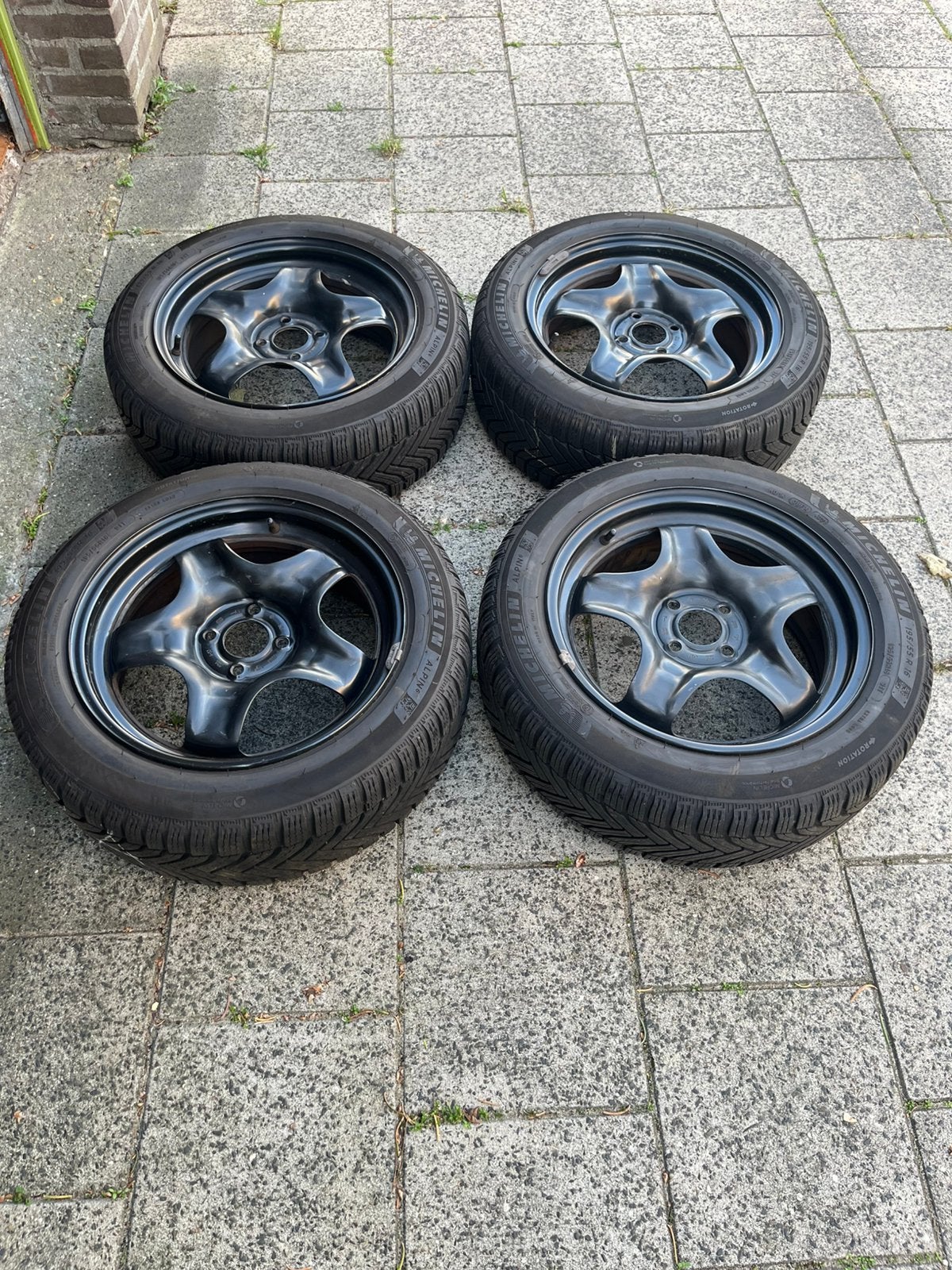 Renault Clio 5 Michelin winterbanden 4* 7mm op stalen velgen, Ophalen, Gebruikt, 16 inch, Banden en Velgen