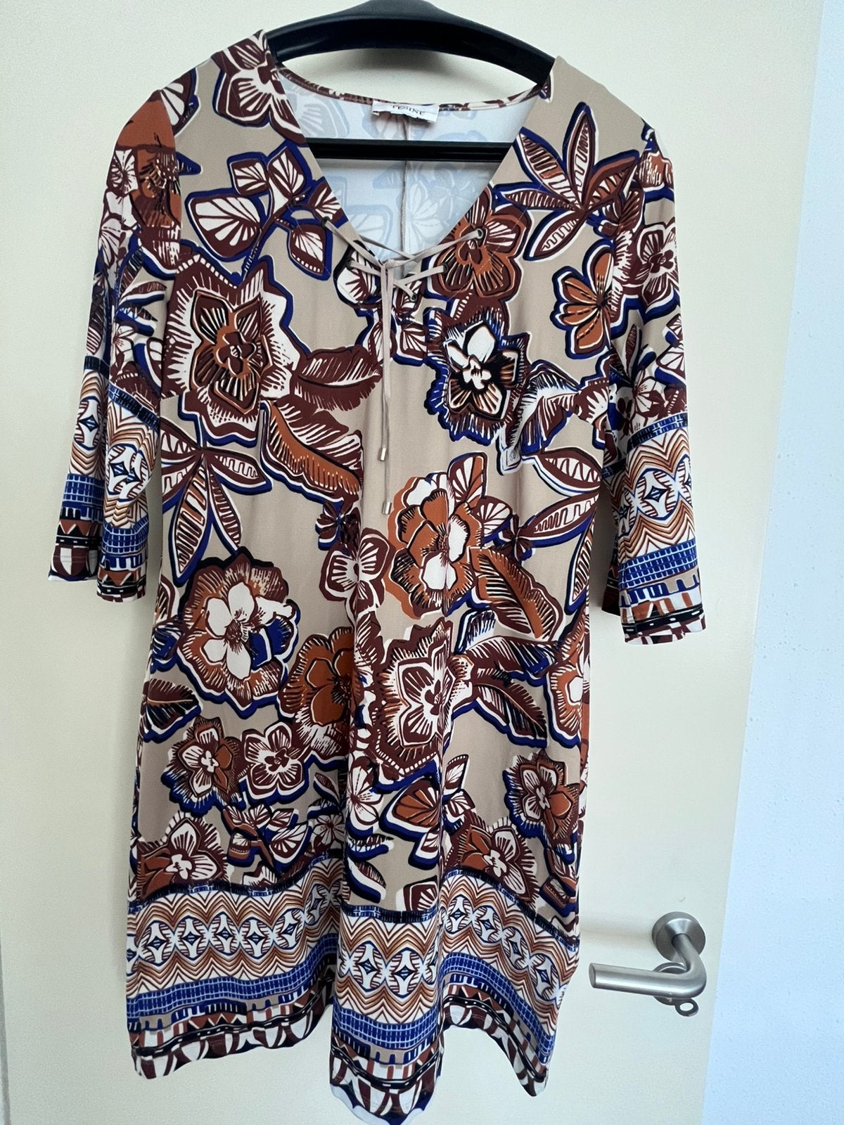 Jurk met driekwart mouw, Kleding | Dames, Jurken, Maat 38/40 (M), Zwart, Ophalen of Verzenden, Zo goed als nieuw