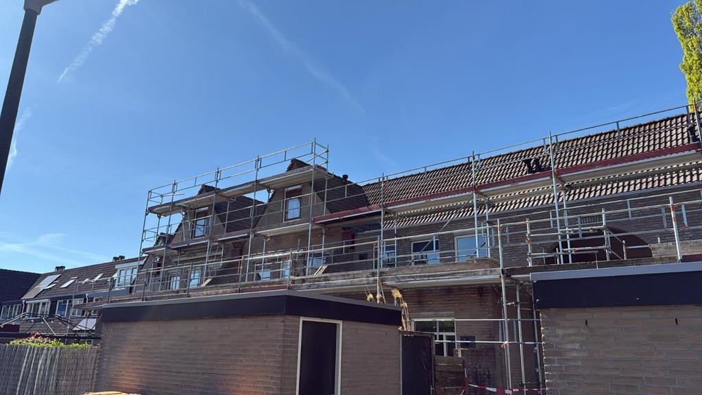 Renovatie Steigers: Montage en Verhuur, Ophalen of Verzenden, Gebruikt, Gevelsteiger, 5 meter of hoger