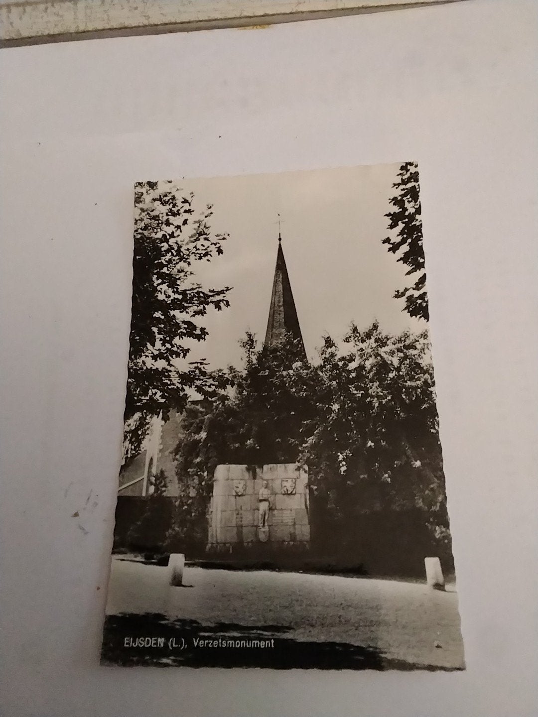 Oude ansichtkaart Eijsden (L.), Verzetsmonument, Ophalen of Verzenden, Limburg