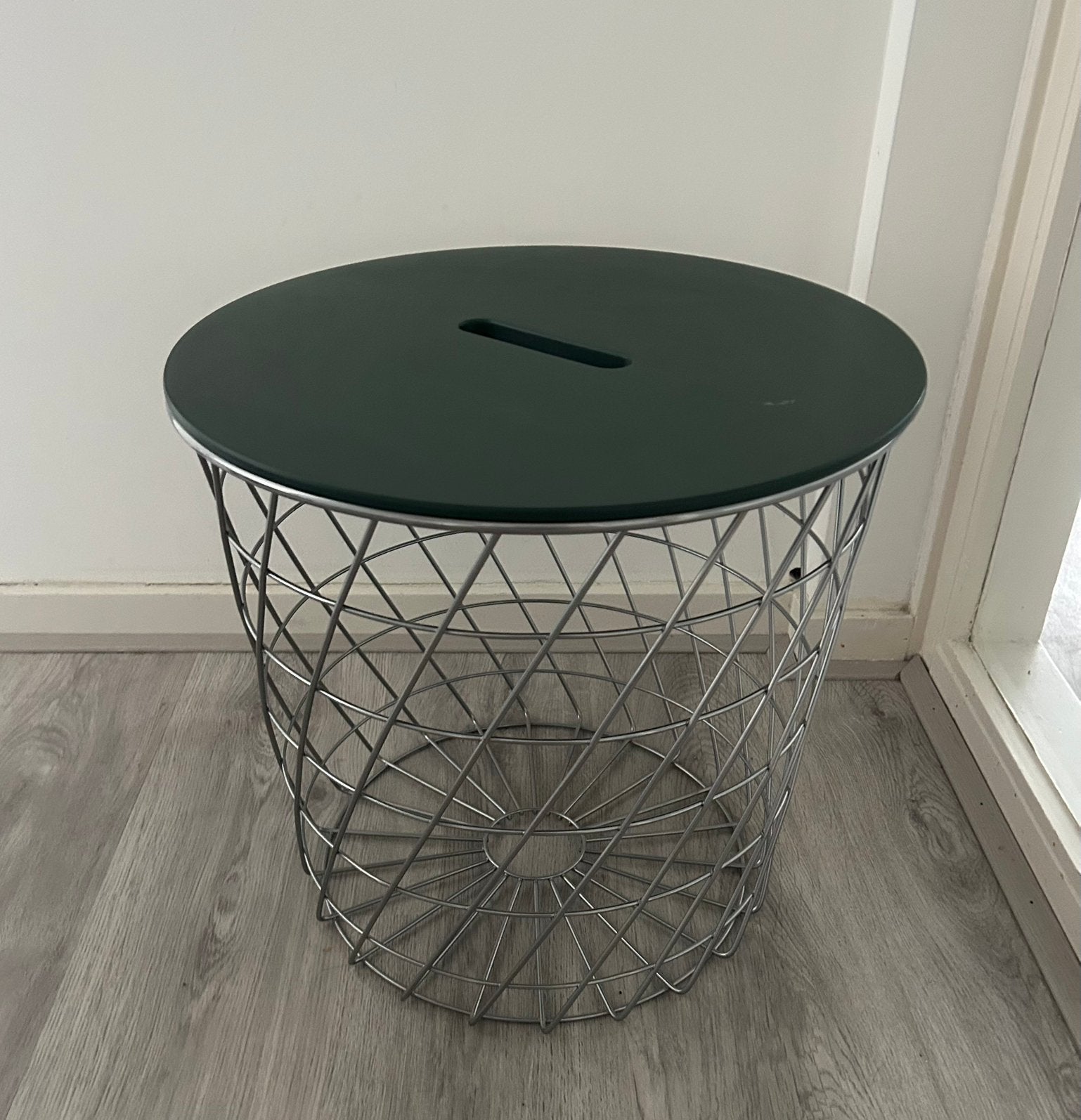 KVISTBRO bijzettafel ikea, Huis en Inrichting, Minder dan 55 cm, Rond, Zo goed als nieuw, Ophalen