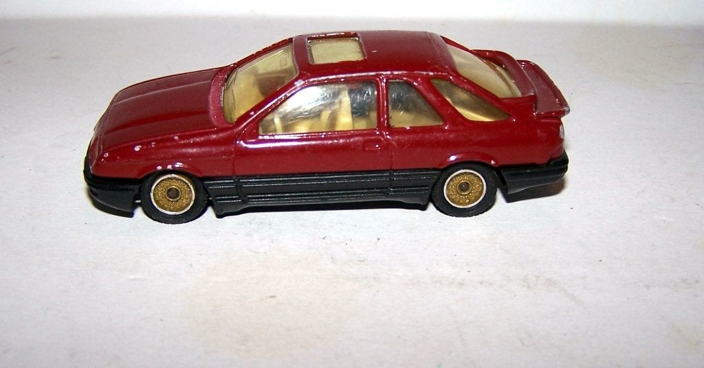 Solido Ford Sierra XR4i. 1/43. Izgs., Ophalen of Verzenden, Zo goed als nieuw, Auto, Solido