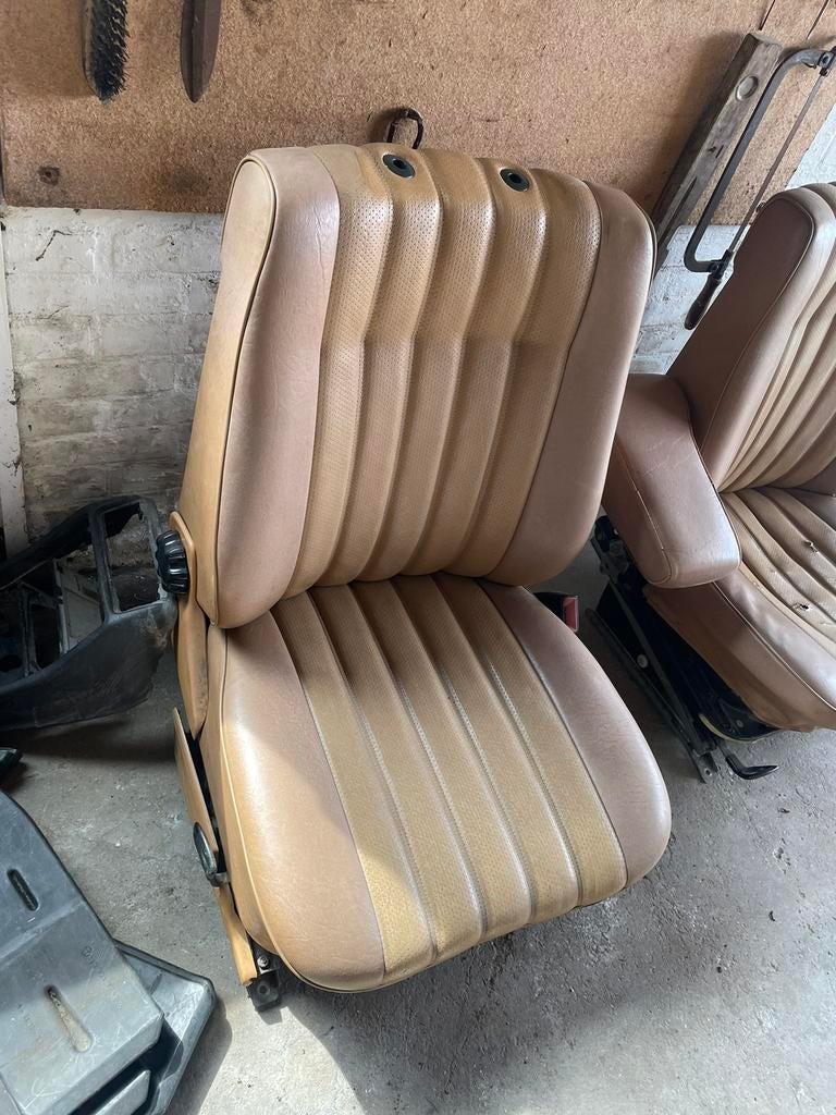 Mercedes w123 interieur dattel, Auto-onderdelen, Interieur en Bekleding, Ophalen of Verzenden, Gebruikt, Mercedes-Benz