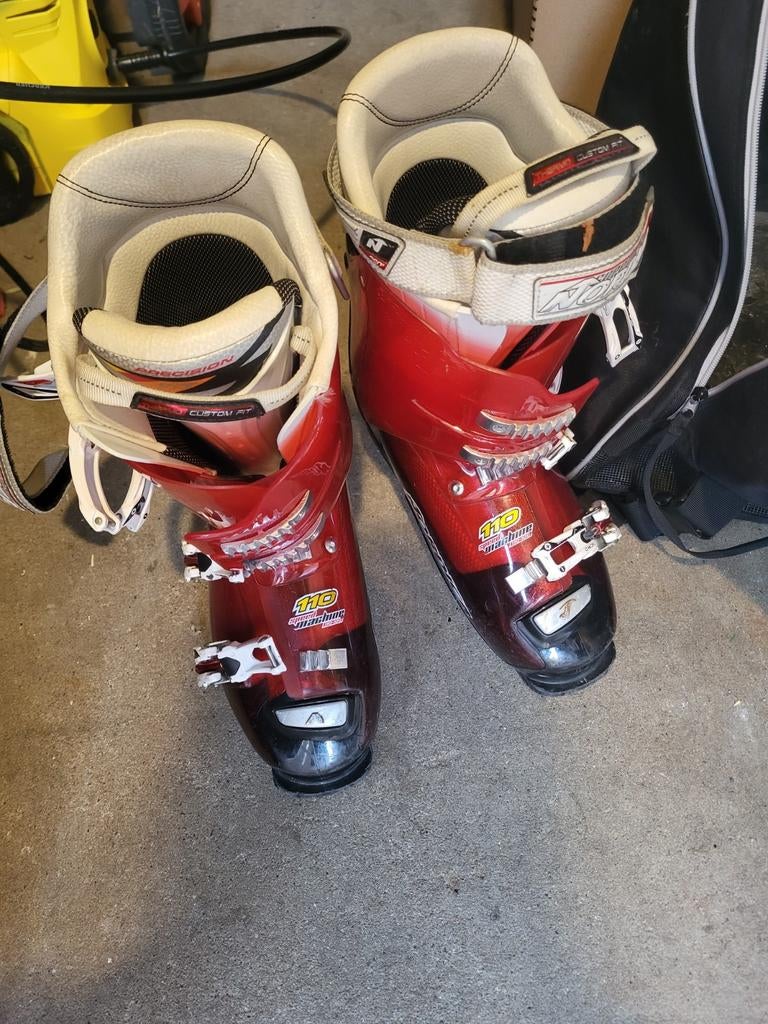 Nordica Speedmachine skischoenen maat 41/42 - Rood/Zwart, Gebruikt, Schoenen, Ophalen of Verzenden, Nordica