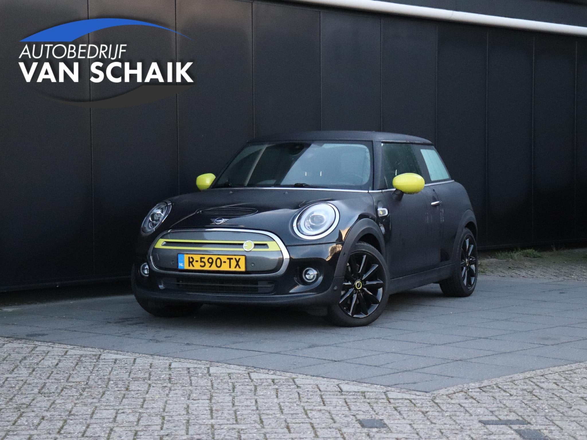 MINI Electric cooper S 33 kWh | LEDER | PANO-DAK | CAMERA |, Auto's, 1340 kg, 33 kWh, Mini Electric, Leder