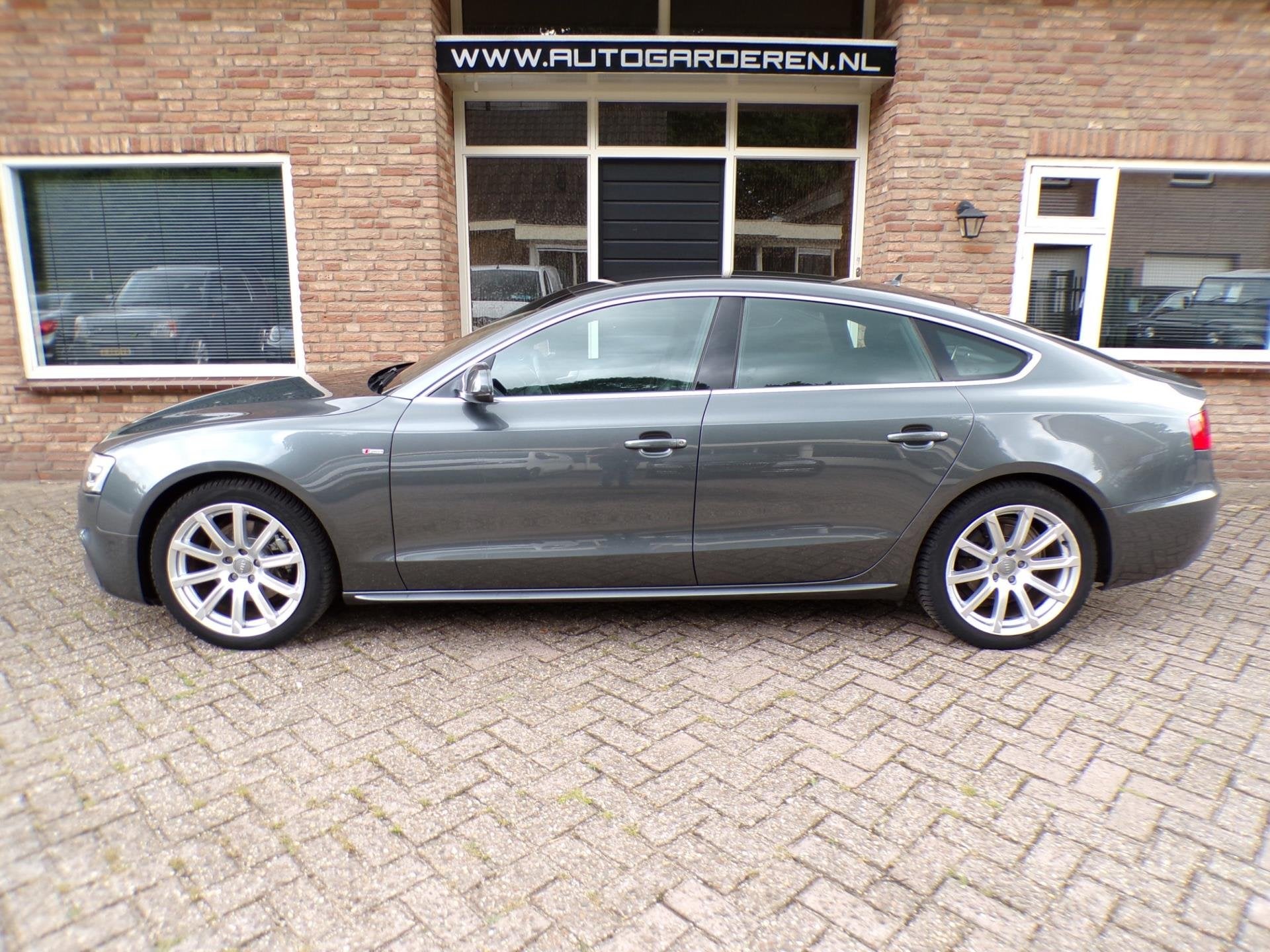Audi A5 Sportback 1.8 TFSI Sport Edition S-Line / Automaat /, Dealer onderhouden, Gebruikt, 4 cilinders, 4 stoelen
