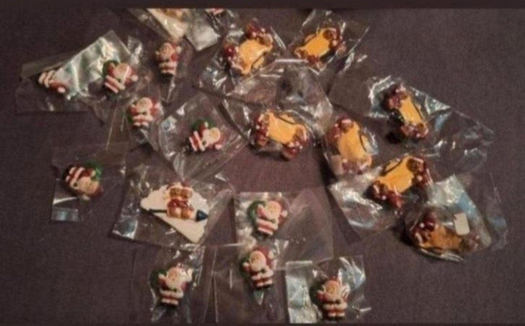 Grote hoeveelheid kerstbroches nieuw, Diversen, Kerst, Ophalen, Nieuw