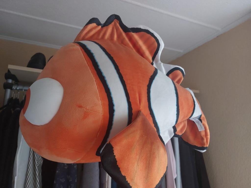 Grote Nemo vis ( pluche) ( knuffel), Kinderen en Baby's, Kinderkamer | Inrichting en Decoratie, Ophalen of Verzenden, Zo goed als nieuw