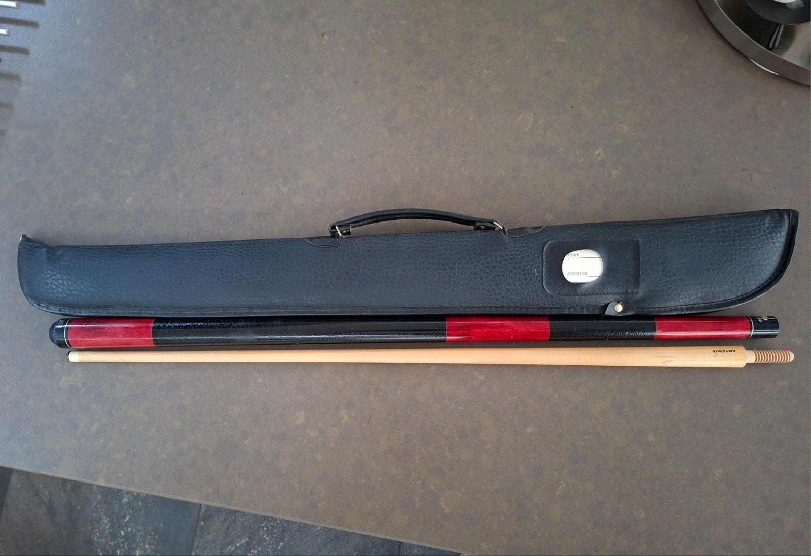 Artemis Trendline Biljartkeu met hoes, Ophalen of Verzenden, Gebruikt, Keu of Ballen