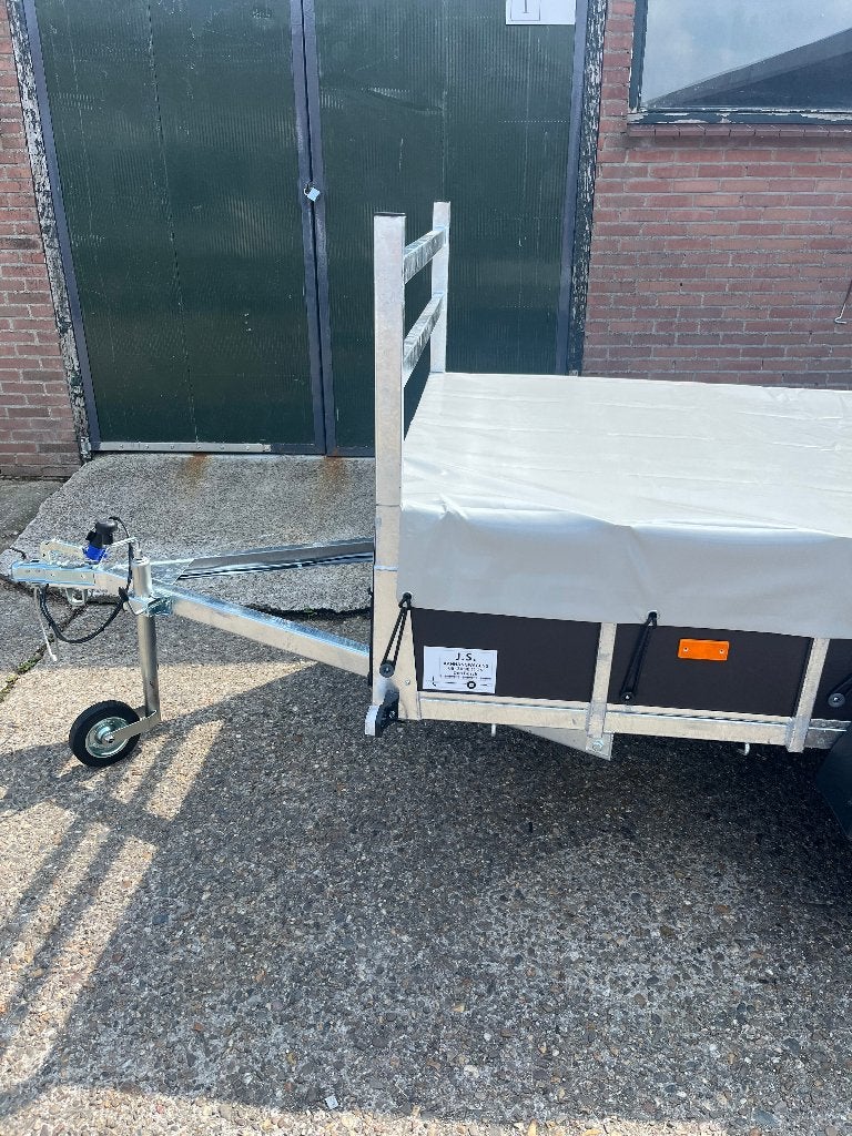 NIEUWE SYMA AANHANGER MET VLAKZEIL, 2.57.M X 1.31, ONGEREMD., Auto diversen, Ophalen, Nieuw